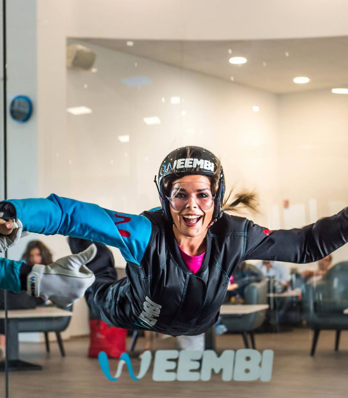 E-Bon d'achat Enfant 5 à 11 ans - 1 Baptême chute libre 2vols WEEMBI